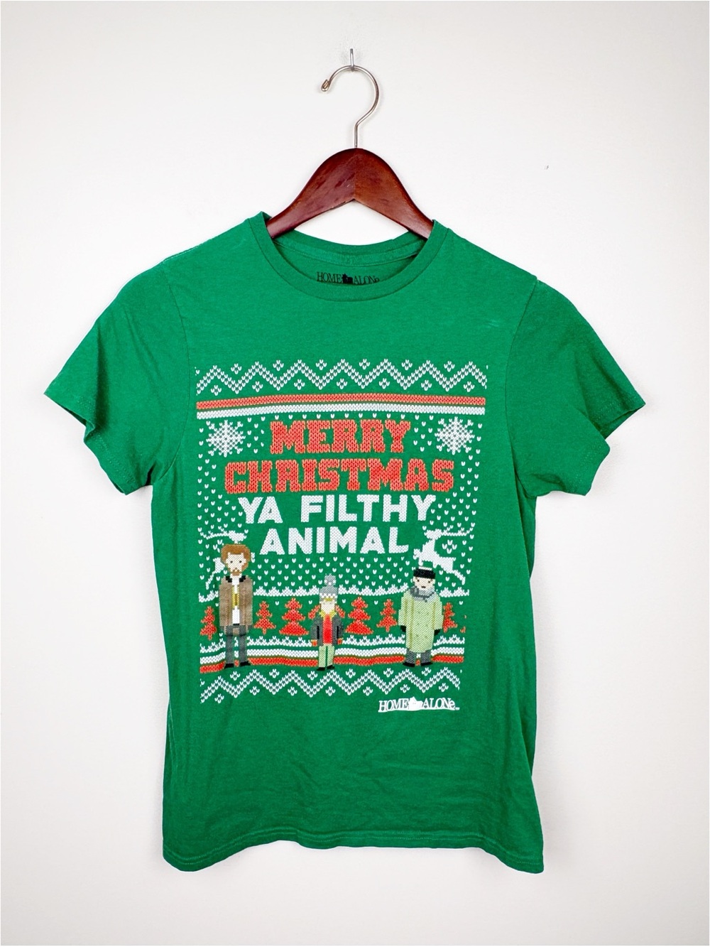 Home Alone Christmas T-Shirt Green Small